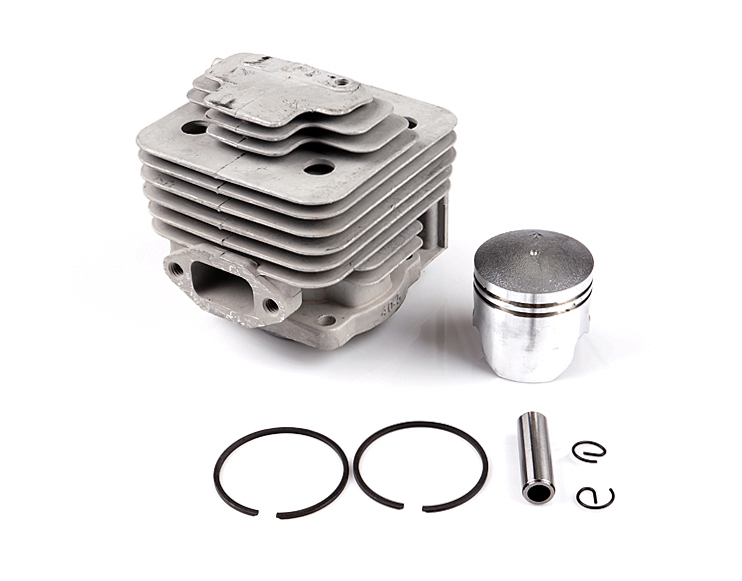 CYLINDER Z TŁOKIEM DO KOSY SPALINOWEJ CYLINDER Z TŁOKIEM DO KOSY SPALINOWEJ