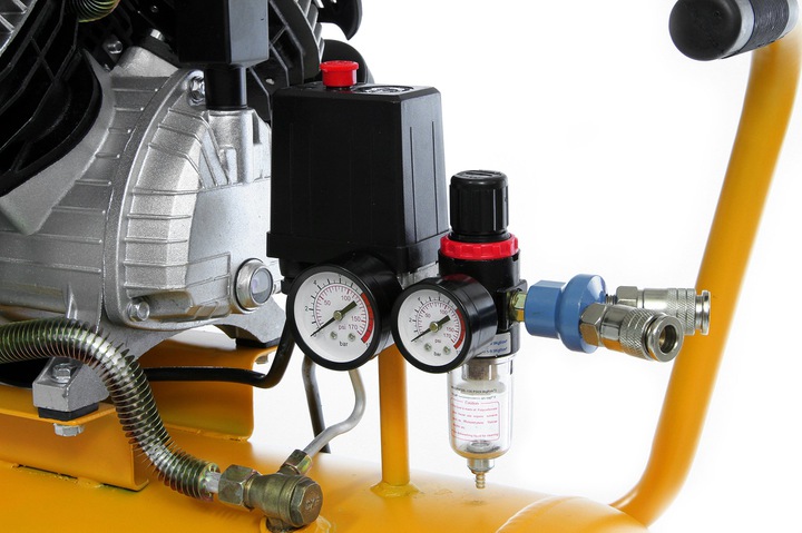 KOMPRESOR 50L 2T HURAGAN 2 KOMPRESOR 50L 2T HURAGAN 2